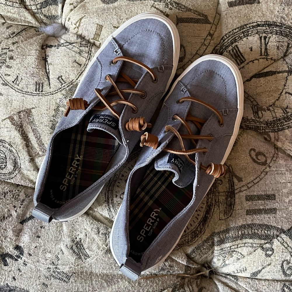 Sperry Crest Vibe Chambray Sneakers